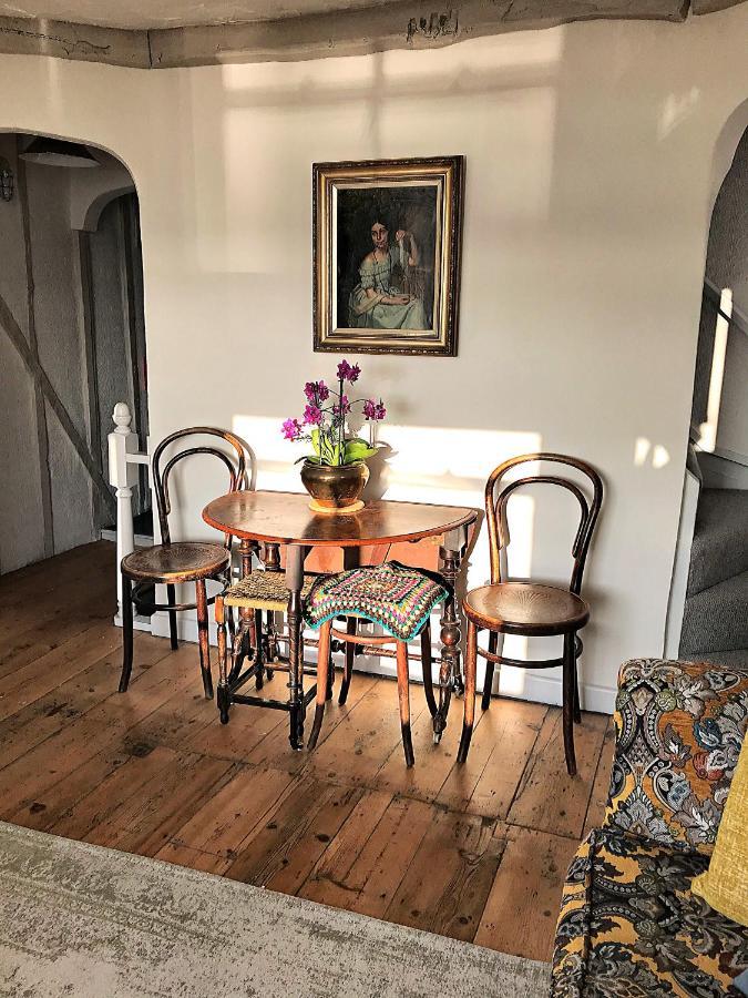 Smugglers Cottage Гастингс Экстерьер фото